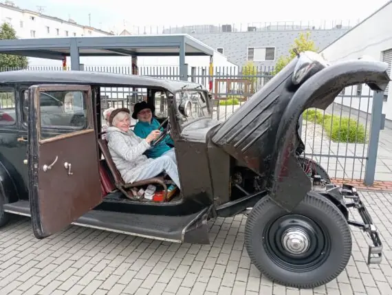 006fcfbe-5a90-4f37-a512-b59c22c7d7a4