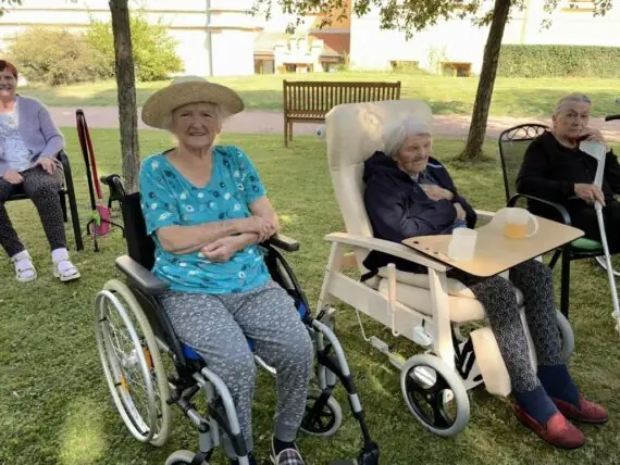 148a0bde-27c3-4951-bc5c-e7e5d0183211