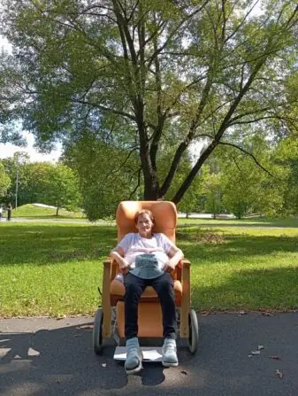 2c779978-81b7-4836-a973-7412e26e433d