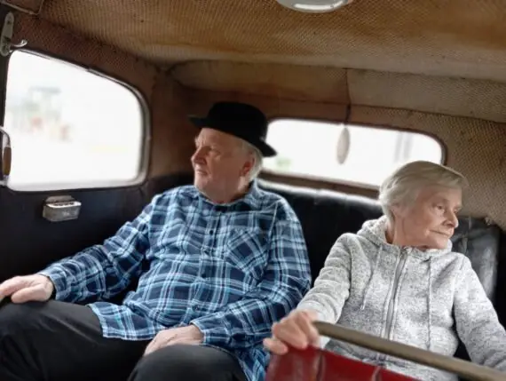 323ea920-19db-4b33-b86e-fd538ad9e513