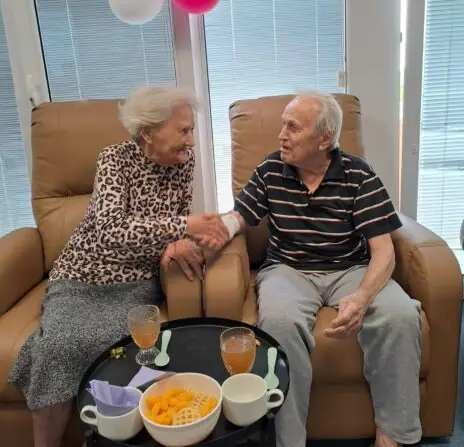 49a15313-69e0-4729-95c2-0ec4cce4c1c7