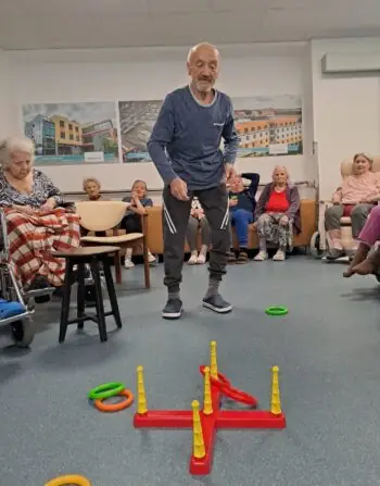 4e7086ff-ba1b-4b91-b1f9-4ec24d9fda6d