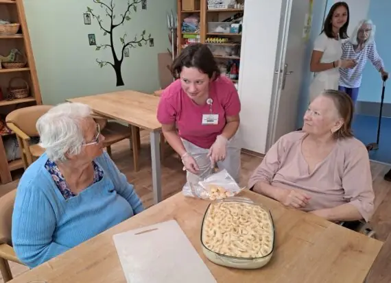 4ebce5e9-10e8-4583-8f76-ad6cb87effde