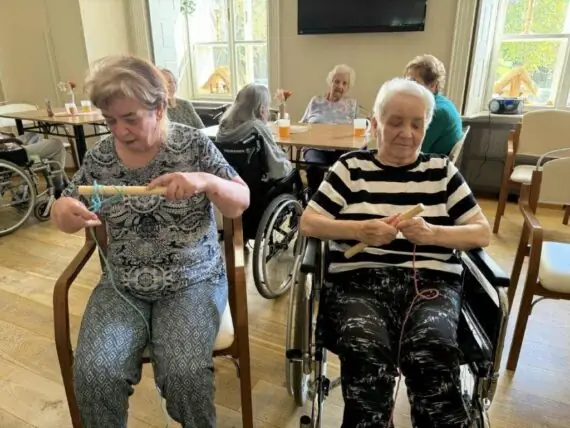 5586b954-f958-4736-a4dd-e77d8758cbcb