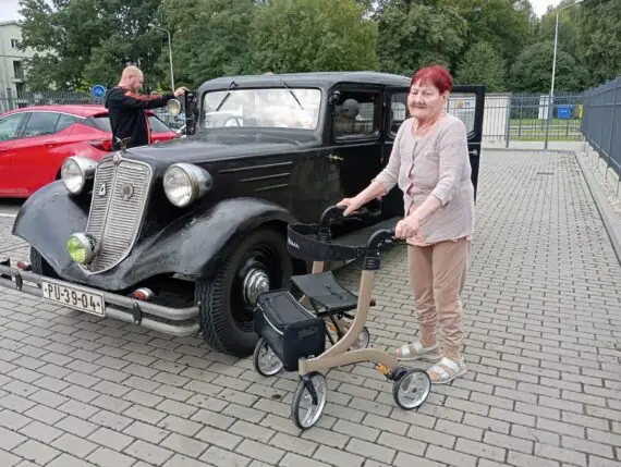 56c8ce7b-d3a1-476d-80eb-924eaf567be7