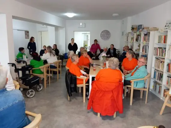 76b237e6-649f-4f1a-9093-0ce217d13732