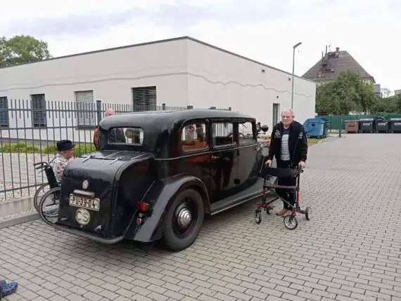 76b78614-648a-4325-9580-eb253d1b1d76