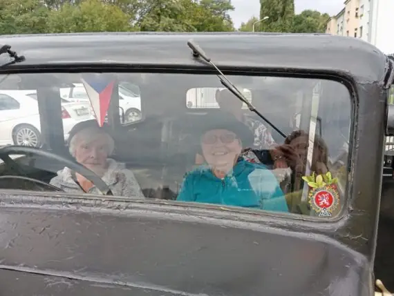 7e0b33c0-1a32-48dc-8a78-354403229c9d