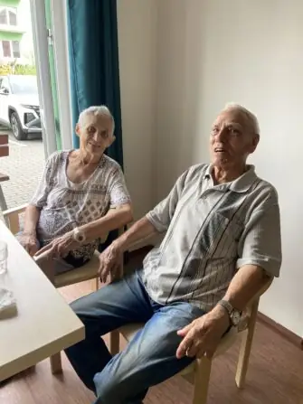 958E099A-B922-4EB5-90FB-7F0E1B790A62