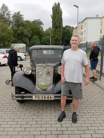 98c32d48-4357-47b1-a976-7e8b542ded92