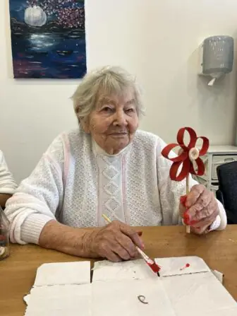 9b976a9f-76cd-499d-8965-85094a13bd74