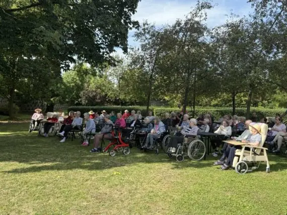 a71f10ec-9aff-418e-aa9b-7bc2870aab1a