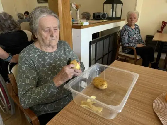 b2e9acea-ce4e-46fd-94ab-5a2586144db7