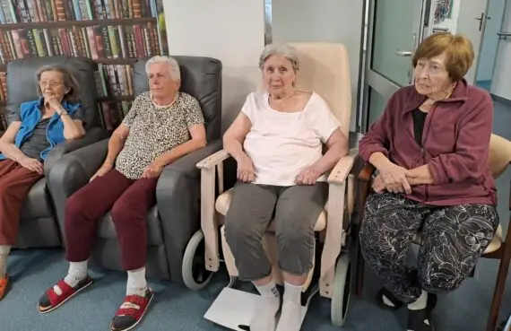 b768c1a5-b0ed-4e5b-8d46-4dcf016082d4