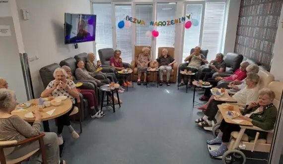 c988b2b3-ea6b-43ef-b41d-448e2b60655e