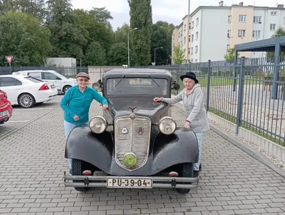 cadb0965-9ed1-4163-85c4-4f2080e385c1