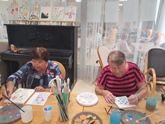 d0c42504-d34c-4465-9f71-1393b5613d91