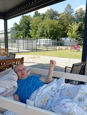 ebf3a84d-3385-43d1-9e7e-086d7c326f3d