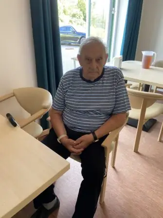 0892B4DE-2057-43D3-8FE5-58728F652D72