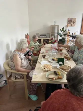 14A6AF70-5C8D-4DC2-A540-832CEAE8A03B