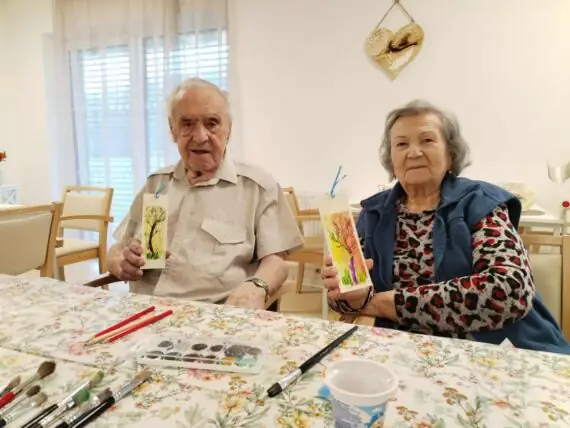 1b8ef1f9-8d08-47d9-967c-e69d4a72f113