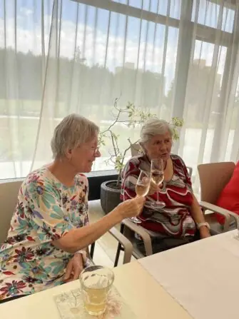 1c2acae2-4594-4558-80e2-cd84ccfc9d2d