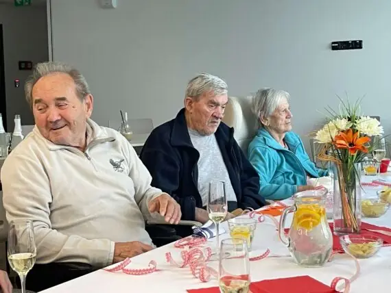 2ebb2988-fd57-459f-b21e-48ca5635ef75