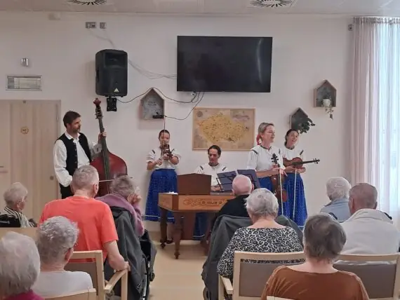 3dea07d5-5be8-4a3c-b8e5-b2e30bacd9ff