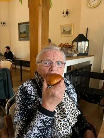 5f1fa006-06ed-4427-9a58-c54113d6f72f