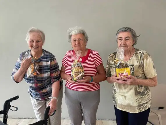 64447252-ae5b-41d0-910b-f1617a43f3a2