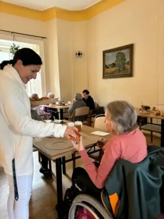 79ffd813-bf7e-4b99-8a92-68a823f9d4b0