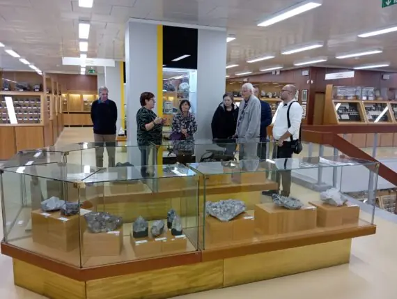 83dccc20-fc19-4038-819c-81db89ec57c6