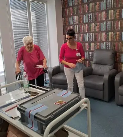 8cdad42a-6d81-4b81-aeae-a0a1233b330a