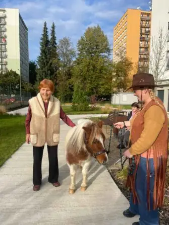 955d5ec1-394f-48c3-a39b-18394d4319cf