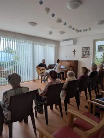 PXL_20251001_120656730