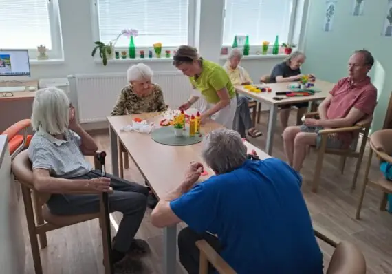 ea9e8f83-0691-4b16-8829-a43a1844f6d6