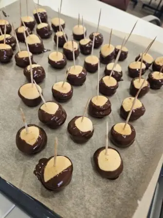 eb44fc1a-132c-4f26-b47e-7b6ea29bd751