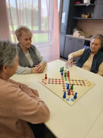 f281f779-a05e-4a6d-9e1d-d21e58d7fb0c