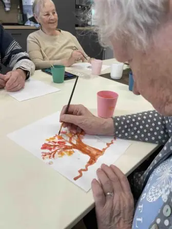 fa21b726-98a8-4efa-8113-641e5cbdc844