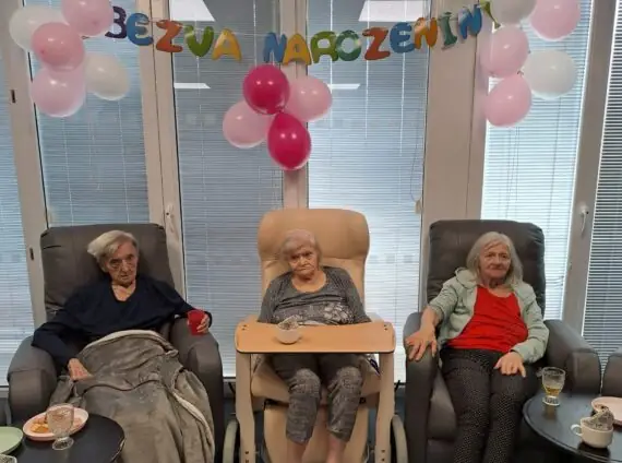 ff8e8bb9-a8e0-44c4-983c-0c898673869c