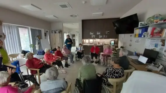 ffd6de24-4701-47d0-9226-8aa7ee863492 (1)