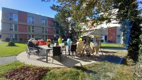 04947af0-fd23-4ef2-b7c2-b5de35dc4160