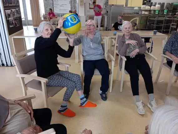 04d41a7d-8038-4802-946a-43b9474f611d