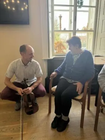 07069084-c1aa-44ef-b858-68d518561454