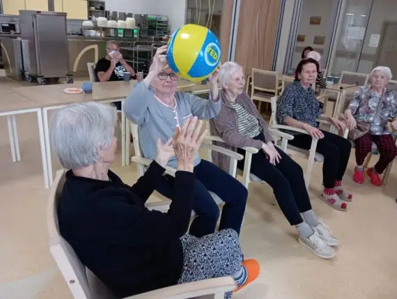 2b8dffa7-d656-4858-ab78-c28129ec196d