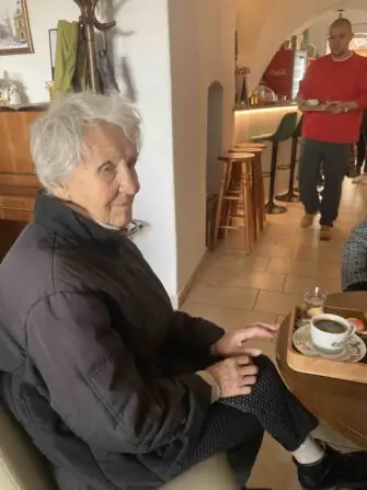 49fb251b-d91c-4314-bd49-fd2e79946d7c