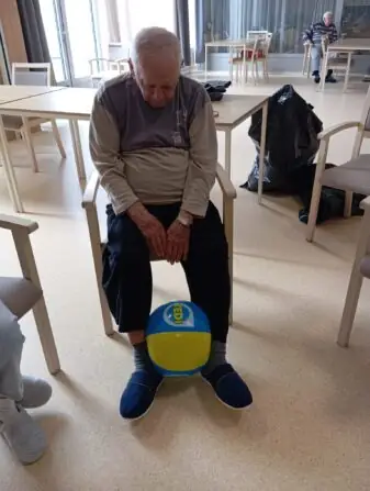 77ba8bda-07b0-4d49-83ab-a338e5818ace