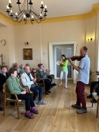 7d6594b6-1631-4de6-966d-984cede5db9d