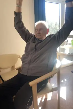 8A271C27-F8E9-461E-A757-DA3D49CD9E62