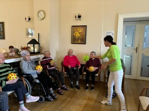 9e7195c8-5f76-4584-b202-4cbcfb8f68b7